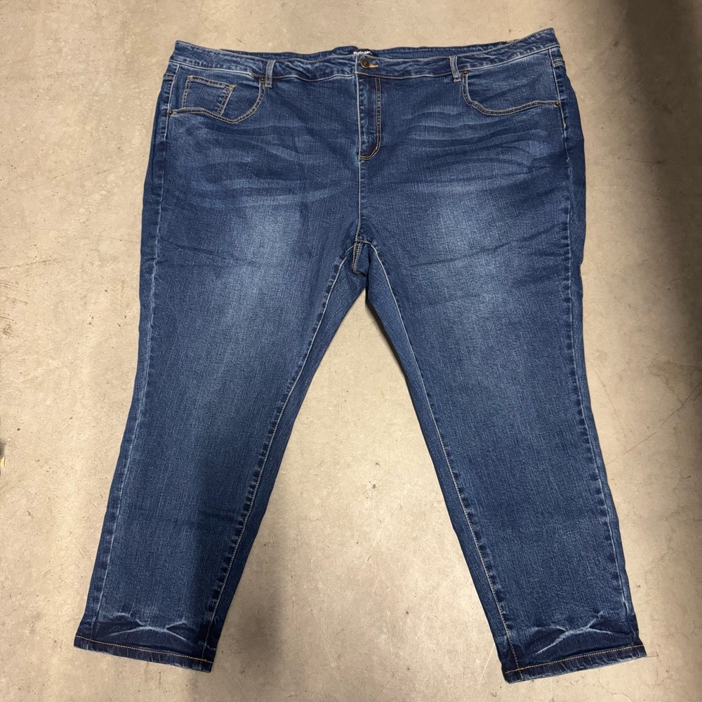 Studio Park Women’s Dark Blue Denim Jeans Size 30WP Mid-Rise Cropped Pants NWOT